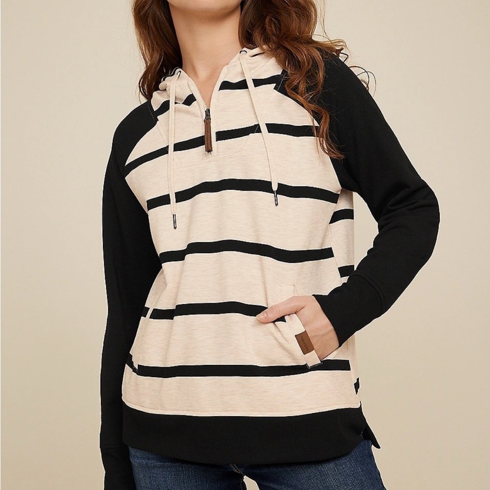 Maurices Homeward Striped
Fleece Hoodie Sweatshirt Large